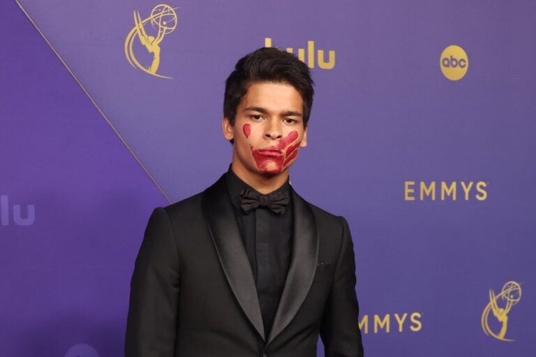 Exploring the Symbolism Behind D'Pharaoh Woon-A-Tai's Red Handprint at the 2024 Emmys