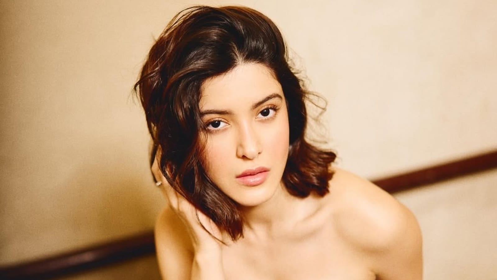 Shanaya Kapoor Talks About Confronting Harsh Social Media Trolls