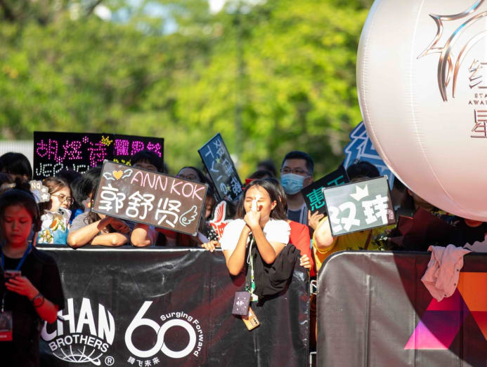 Fans of Ann Kok, who received the All-Time Favourite Artiste trophy in 2024, at Star Awards on Jul 6, 2025.