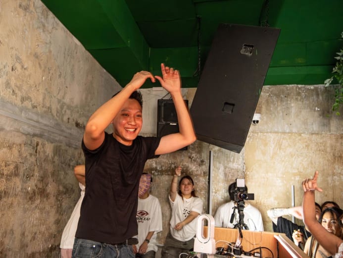 DJ Yello Music at Beans and Beats
