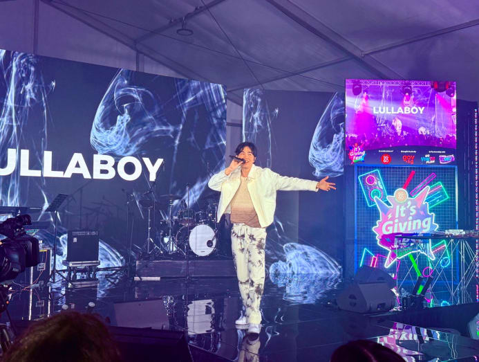 Lullaboy performing