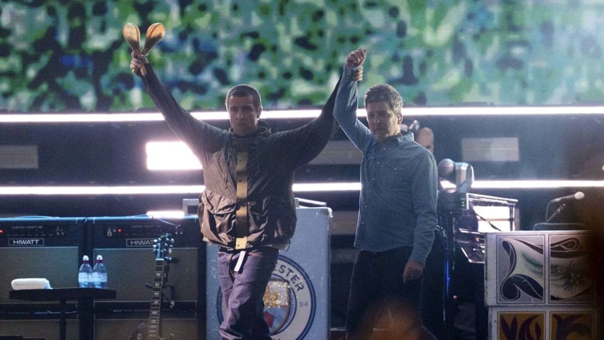 Liam Gallagher Pokes Fun at Coldplay's Kiss Cam Incident During Concert