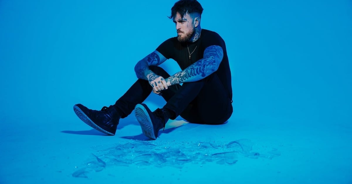 360 Unleashes Fresh Sound in New Album 'Out of the Blue'