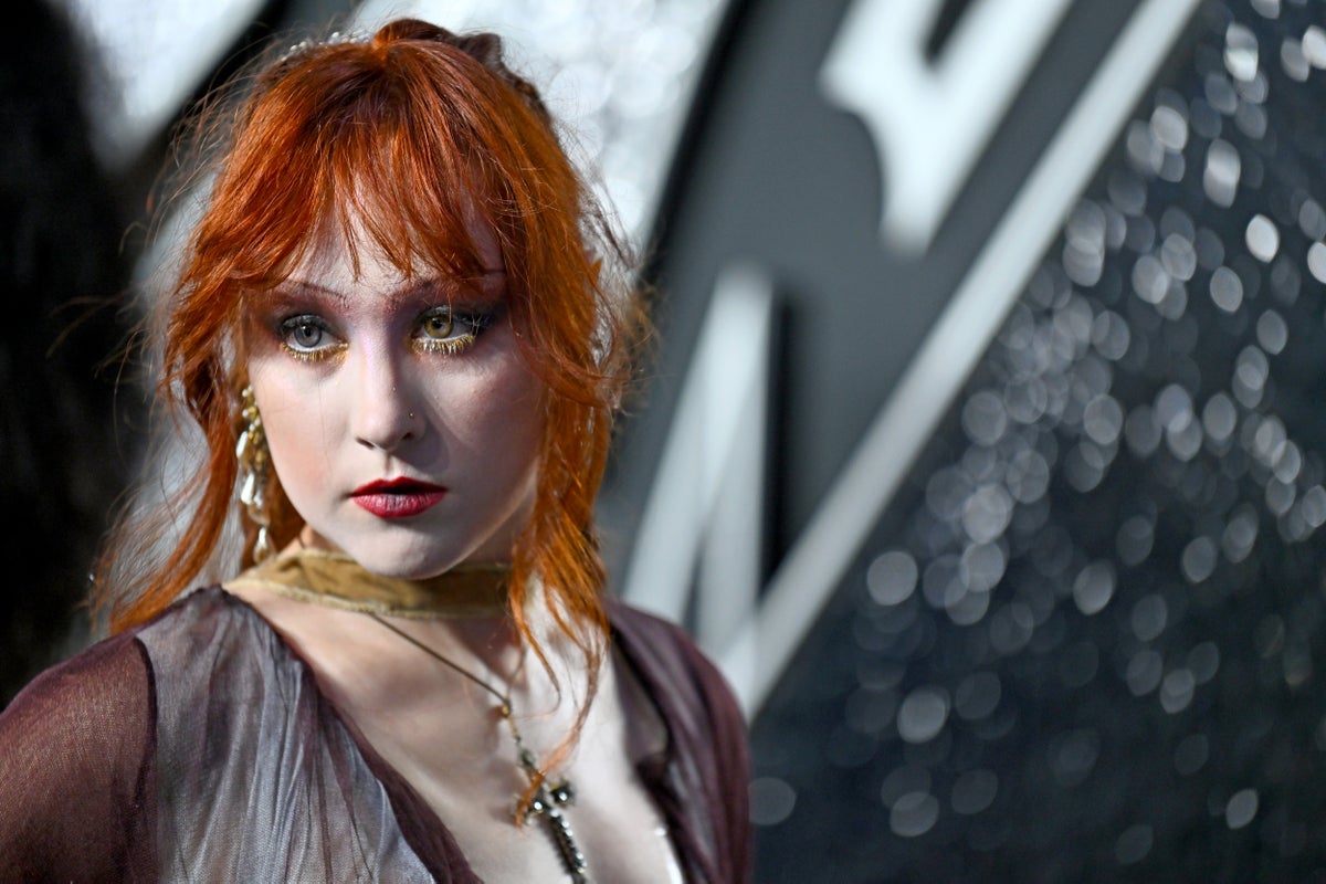 Chappell Roan Shares Why She Called Out a Photographer on the VMAs Red Carpet