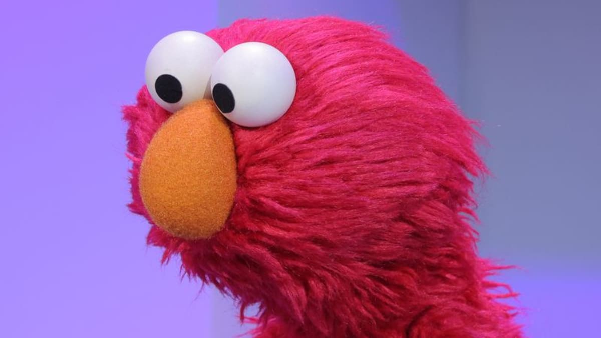 Elmo’s X Account Compromised: Offensive Antisemitic and Racist Posts Emerged