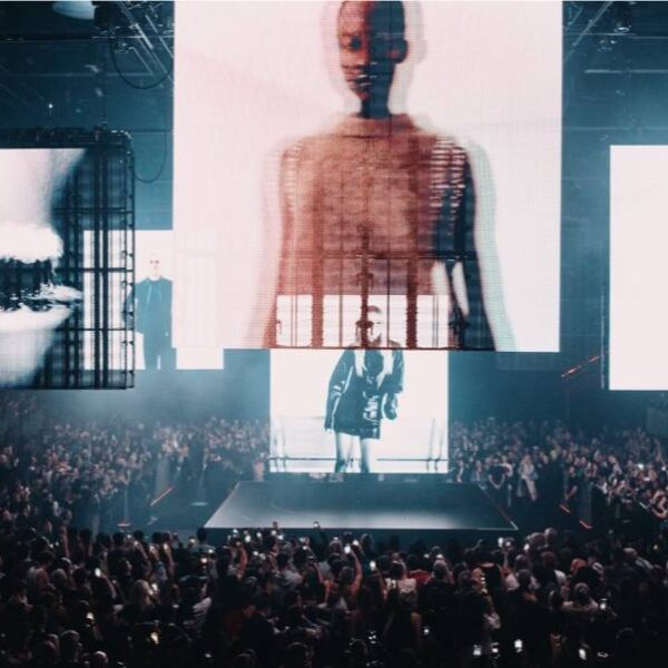 H&M Makes a Comeback at London Fashion Week with Coed Showcase