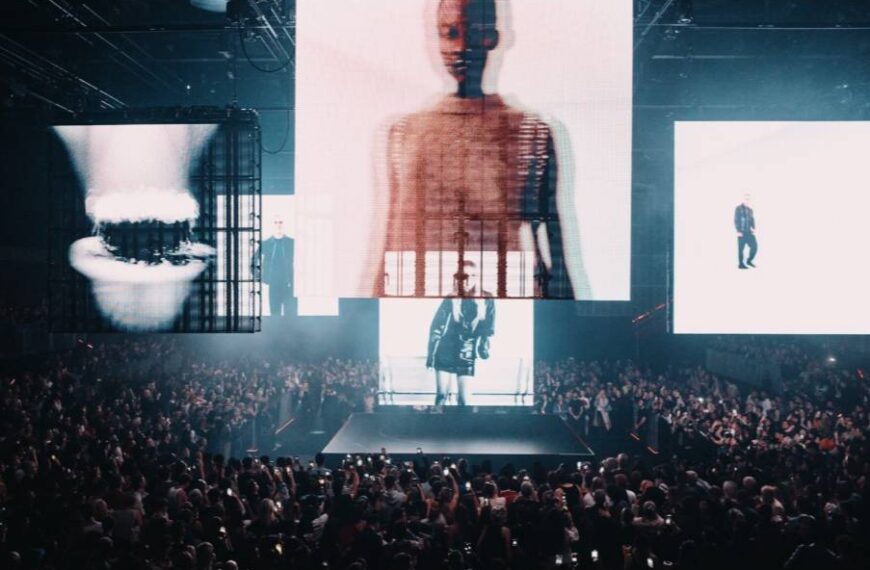 H&M Makes a Comeback at London Fashion Week with Coed Showcase