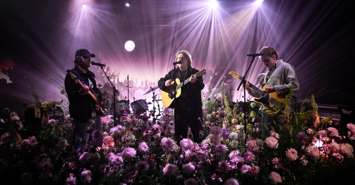 Lewis Capaldi Debuts Inspiring New Single ‘Survive’ on Fallon Show