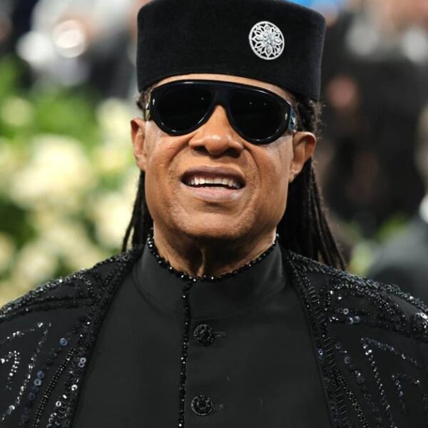 Stevie Wonder's Perfect Comeback to Rumors About His Sight
