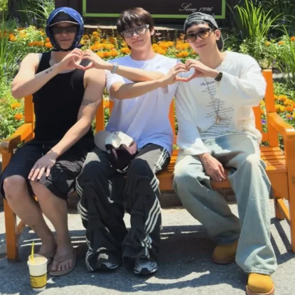 Wonwoo Enjoys Concert with Hoshi and Woozi, Spends Time with WOODZ and I.M