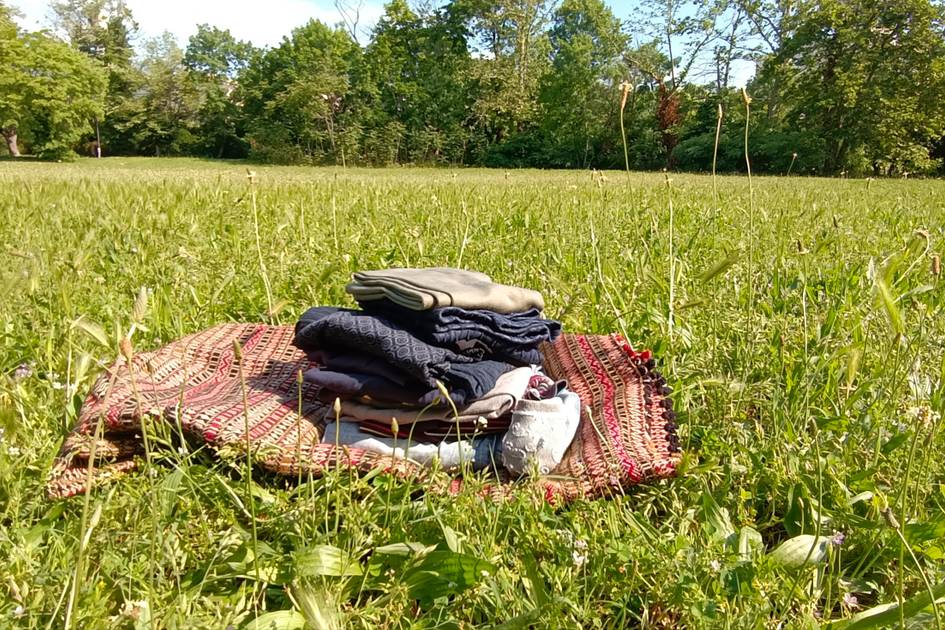 Travel Smart: Embrace Light Packing for Your Wallet and the Planet