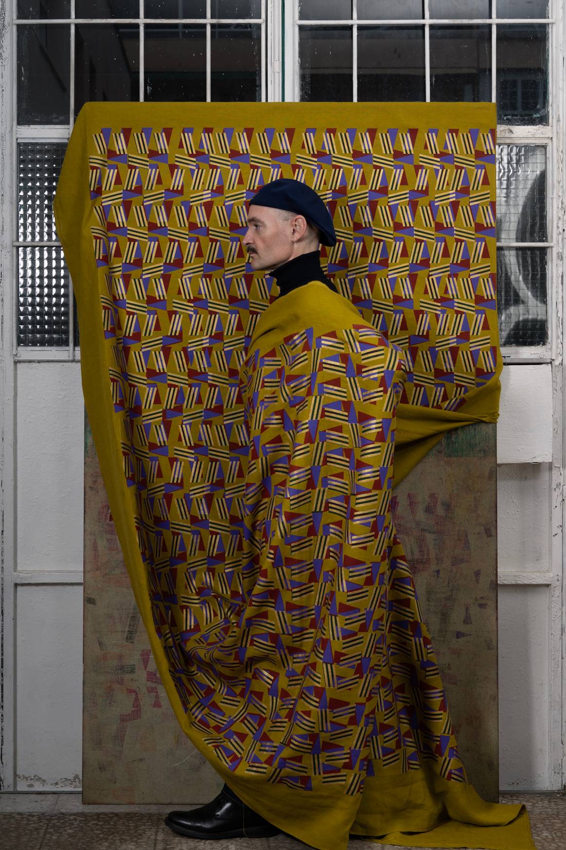 Federico Antelo Granero in his textile experimentation workshop. Federico Antelo Granero in his textile experimentation workshop.