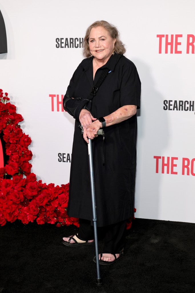 Kathleen Turner attends the premiere of 'The Roses'