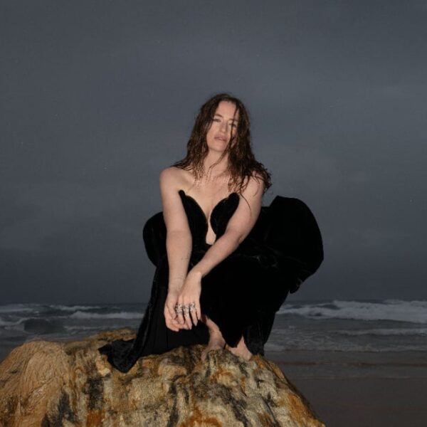 Meg Washington Unveils New Album Titled 'A Message in a Bottle'