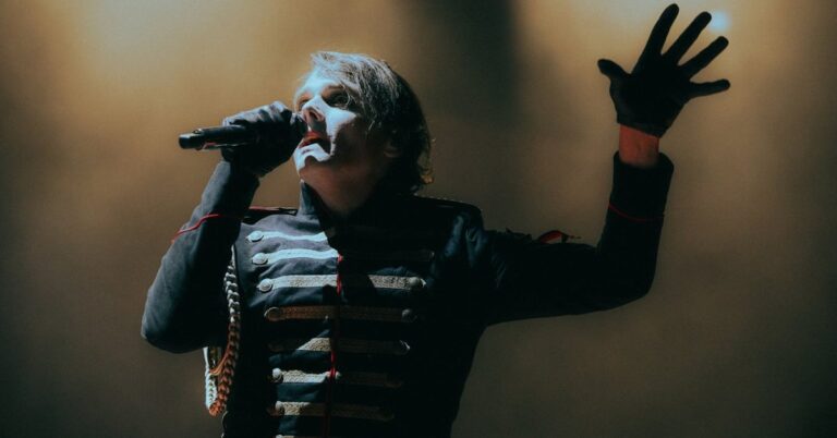 My Chemical Romance Rocks MetLife Stadium with an Electrifying Homecoming
