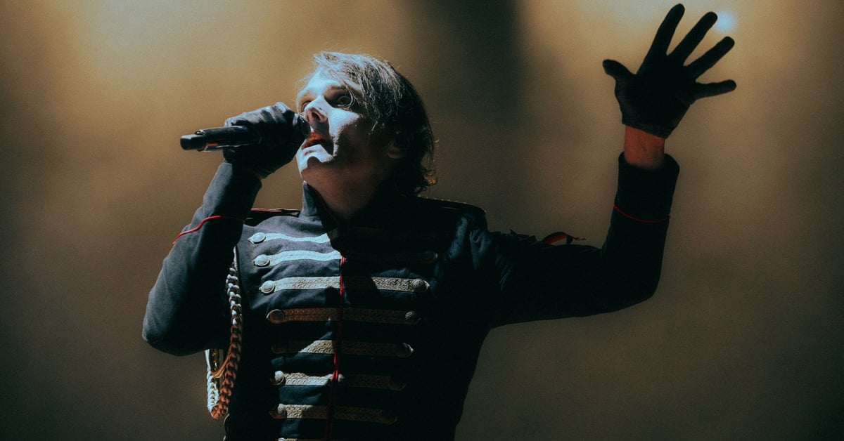 My Chemical Romance Rocks MetLife Stadium with an Electrifying Homecoming