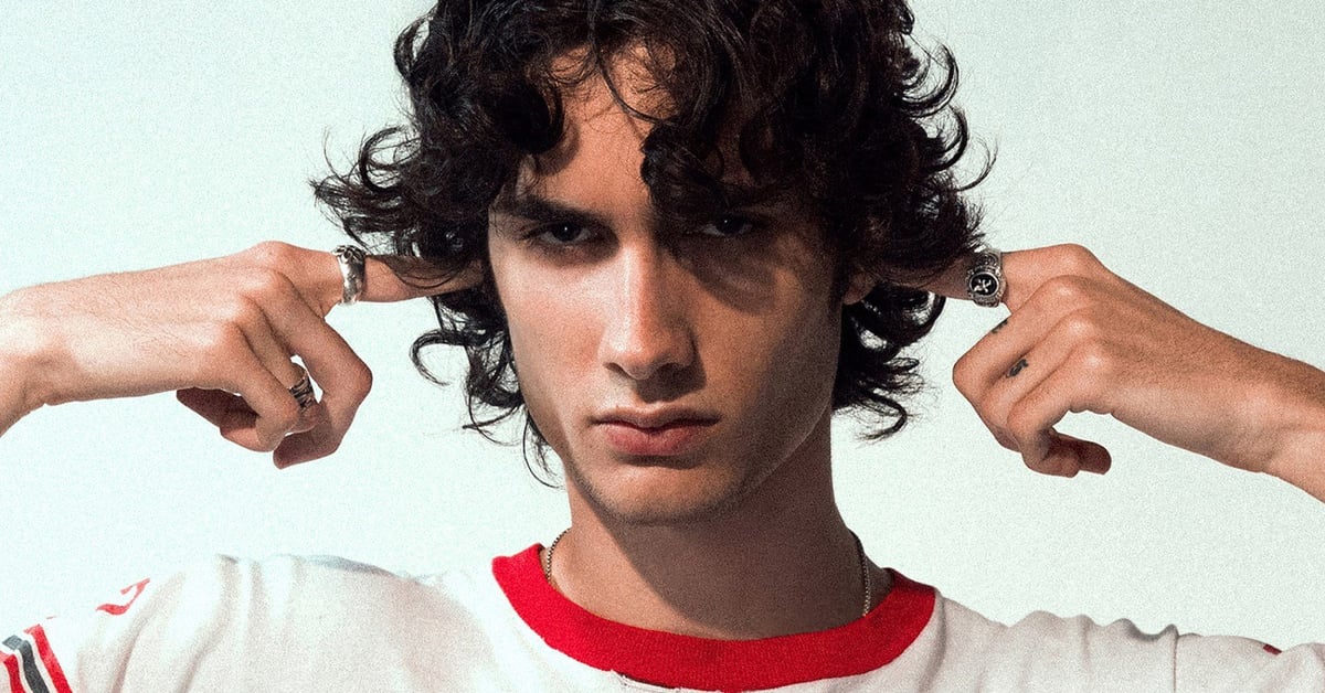 Sombr Unveils Debut Album 'I Barely Know Her' After Remarkable Year