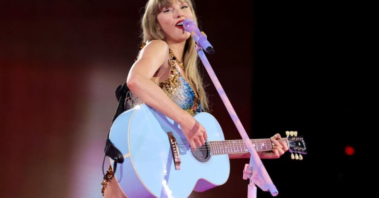 Taylor Swift Curates Exciting Spotify Playlist Before ‘The Life of a Showgirl’ Release