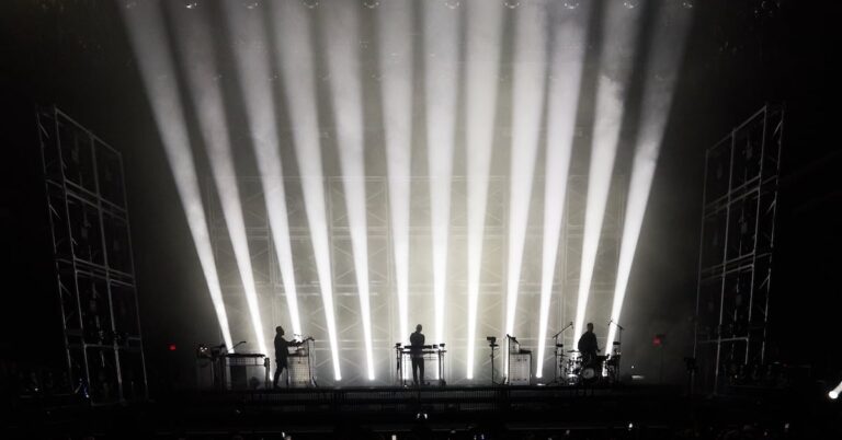 Your Guide to Streaming RÜFÜS DU SOL Live at Lollapalooza This Weekend