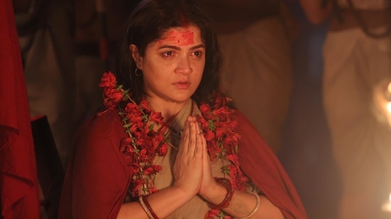 Srabanti Chatterjee in Devi Chowdhurani. Srabanti Chatterjee in Devi Chowdhurani.