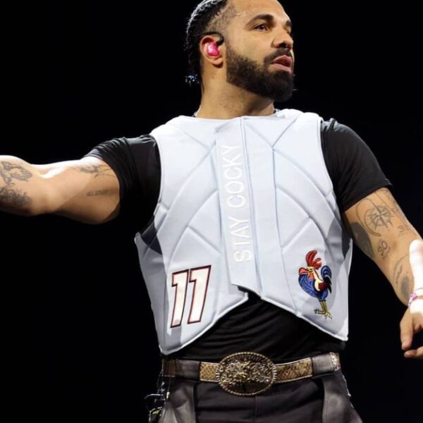 Drake Collaborates with Julia Wolf and Yeat on New Track 'Dog House'