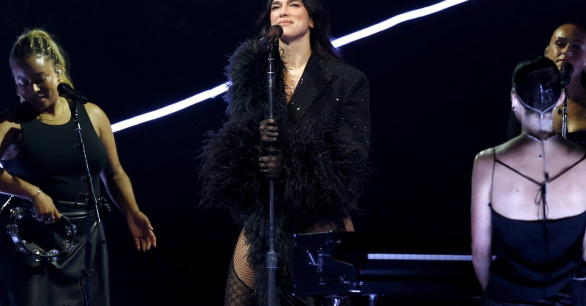 Dua Lipa Wraps MSG Performance with Lenny Kravitz in ‘It Ain’t Over’ Duet