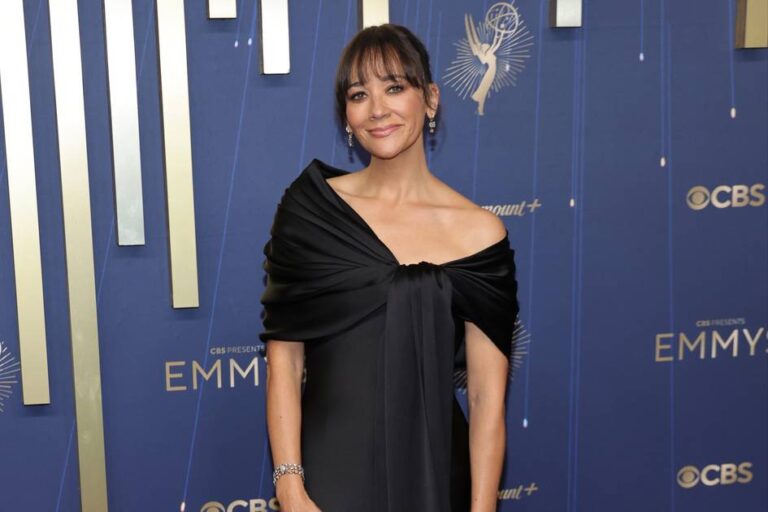 Glamorous Moments: TV Stars Dazzle at the Emmys Red Carpet