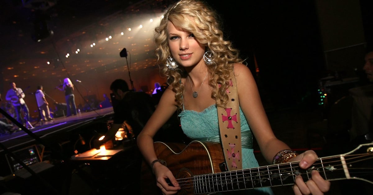 Taylor Swift's Intimate Three-Hour Concert for Jeff Jarrett's Wife