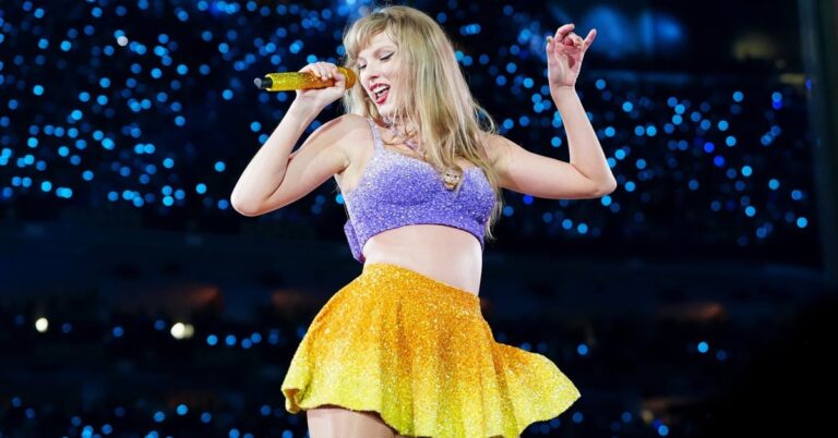 Taylor Swift's Open Invitation: Ready to Rock the Super Bowl Halftime Show!
