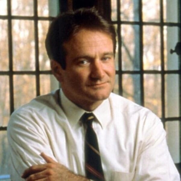 Robin Williams’ Daughter Calls Out ‘Gross’ AI Videos of Her Father