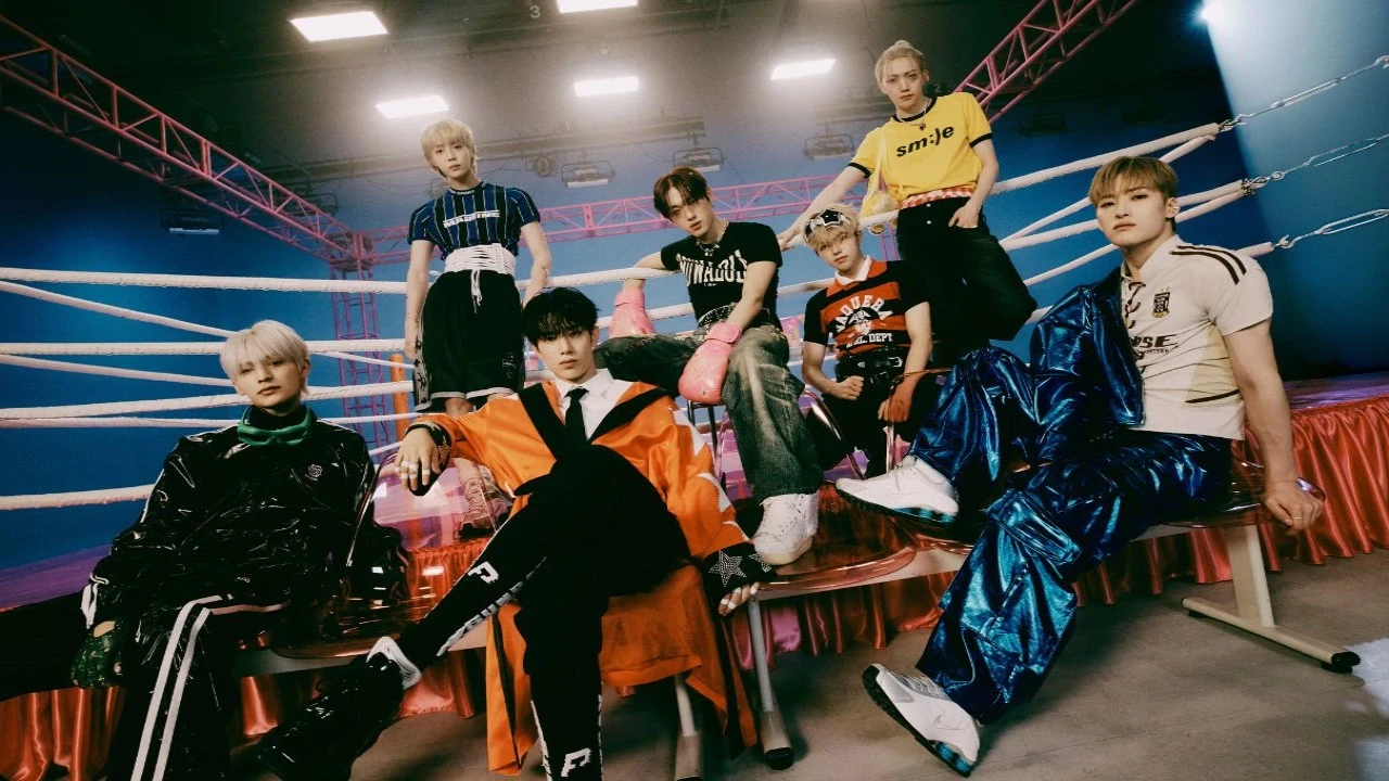 ALL(H)OURS Revamps Member Profiles with Shoutouts to EXO, Stray Kids & NCT