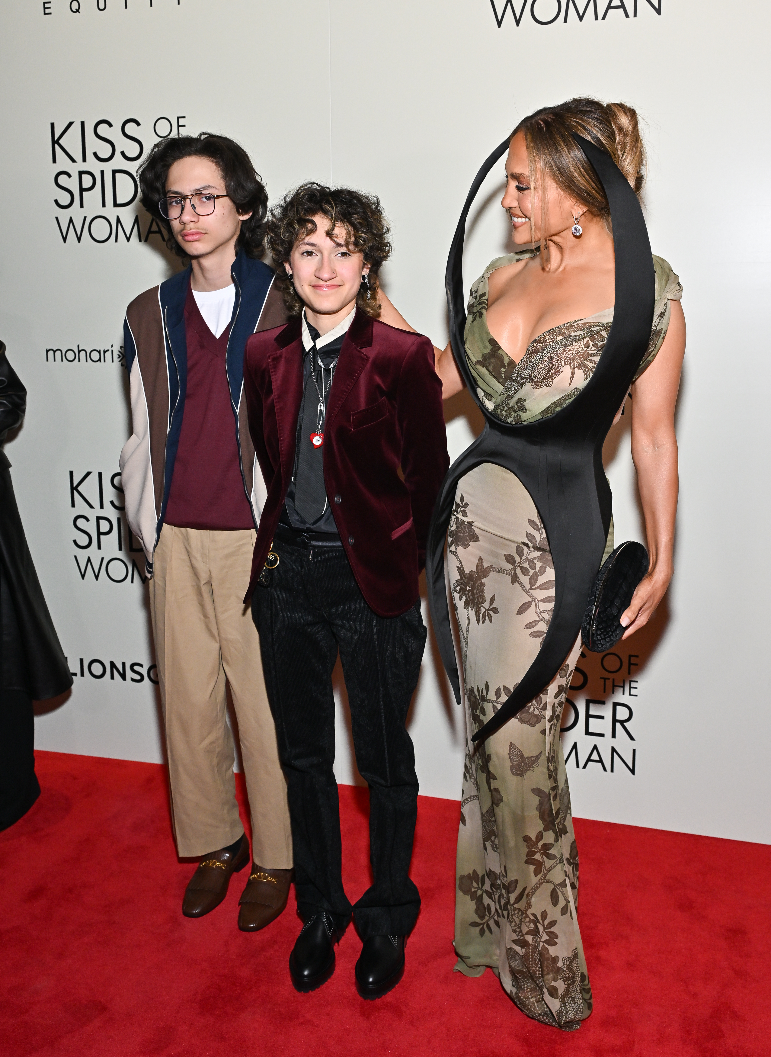 Jennifer Lopez and her twins at the red carpet premiere of the 'Kiss of the Spider Woman.'