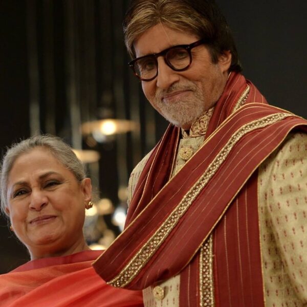Jaya Bhaduri's Reaction to 'Mere Angne Mein' Surprises Amitabh Bachchan