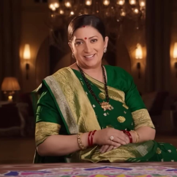 Smriti Irani Denies Kyunki Saas Bhi Kabhi Bahu Thi 2 Rumors, Shares a Laugh