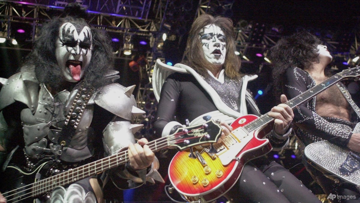 Kiss' Co-founder and Lead Guitarist Ace Frehley Passes Away at 74