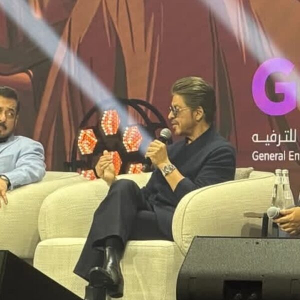 Shah Rukh, Salman, and Aamir Khan Unite on Stage in Riyadh: Photos Inside