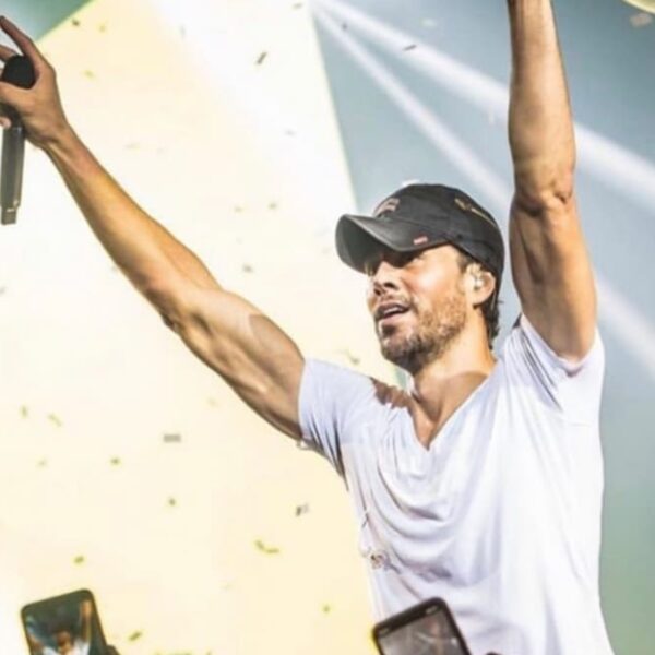 Enrique Iglesias Extends India Trip Post-Mumbai for Taj Mahal Visit