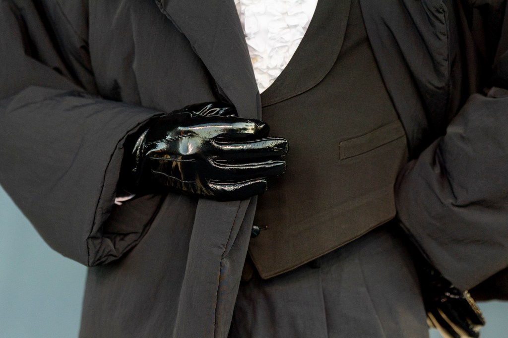 Details of Jeff Goldblum's stylish outfit at the Academy Museum Gala.