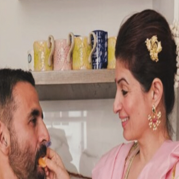 Bollywood's Diwali Celebration: Akshay Kumar & Rajinikanth's Family Focus