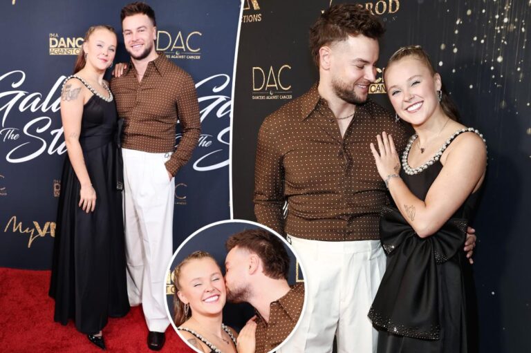 JoJo Siwa's First Red Carpet Appearance with Boyfriend Chris Hughes