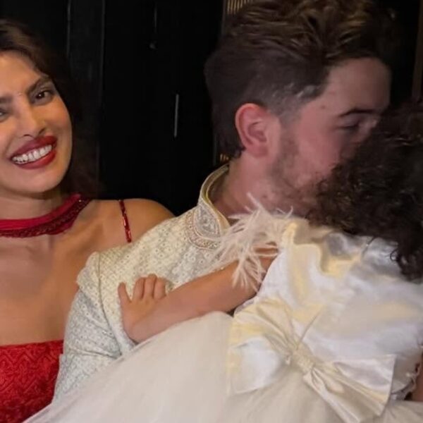 Malti & Nick Jonas Share Sweet 'I Love You' Moment in Sign Language