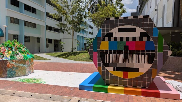 Giant Delight: Stunning Art Installations Transform Heartland Singapore