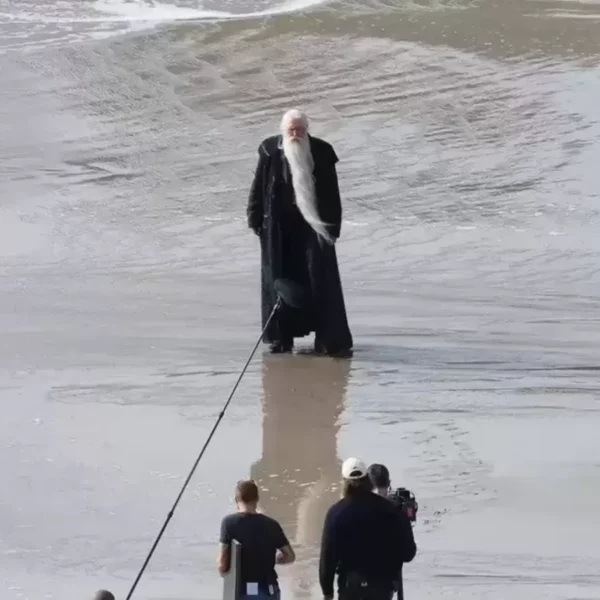 Behind the Scenes: John Lithgow Spotted on HBO's Harry Potter Set