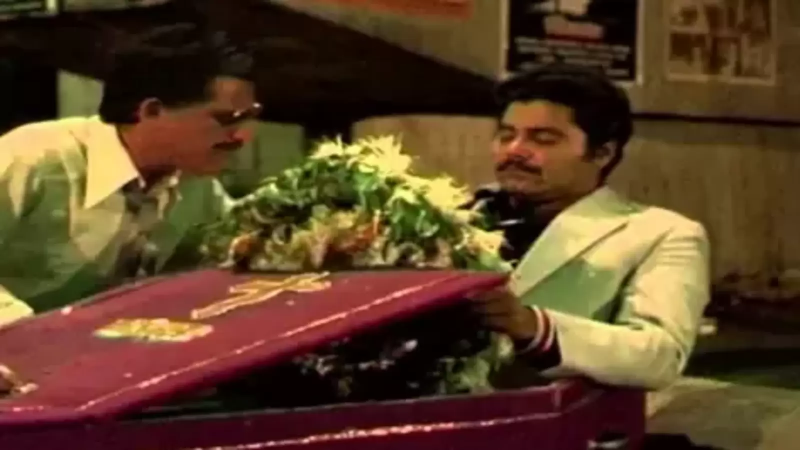 Exploring Satish Shah's Brilliant Role as D'Mello in Jaane Bhi Do Yaaro