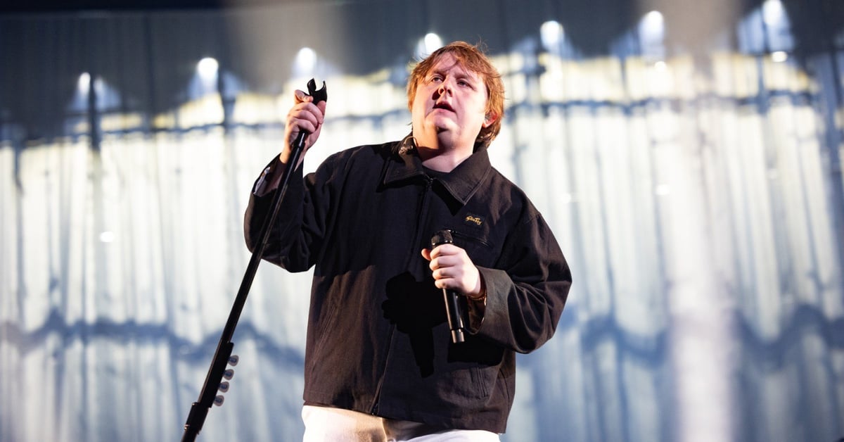Lewis Capaldi Keeps the Love Alive with Paramore's Wedding-Ready Cover