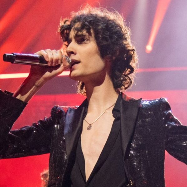 Sombr Responds to Criticism After Concertgoer Labels Show 'Cringe'