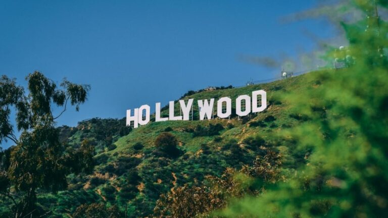 Teamwork is Key to Unraveling Secrets in Mystery Stories, Eric McCormack Says