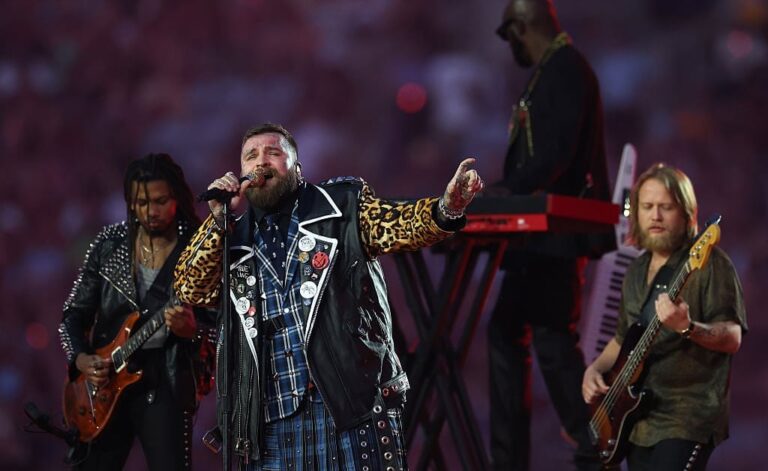 Teddy Swims Shines at NRL Grand Final with Dynamic AC/DC Performance