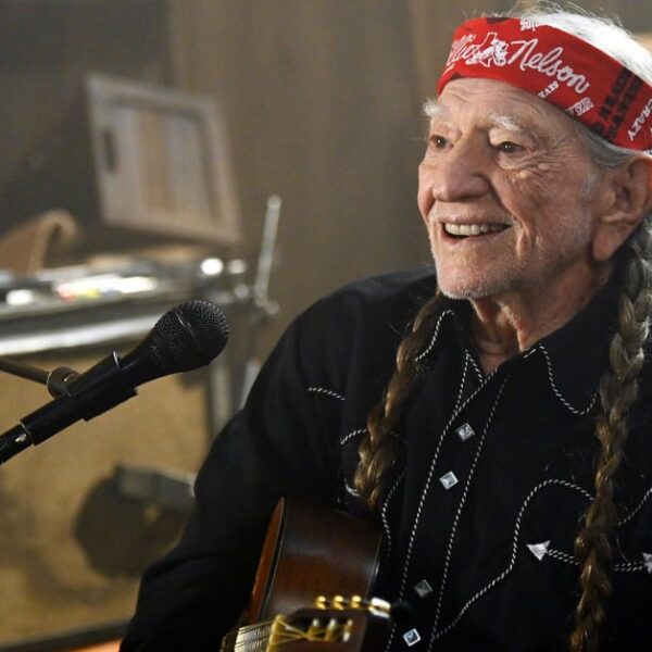 Willie Nelson Spreads Holiday Cheer with New 'Christmas Love Song'