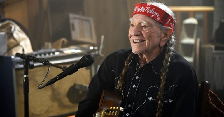 Willie Nelson Spreads Holiday Cheer with New 'Christmas Love Song'